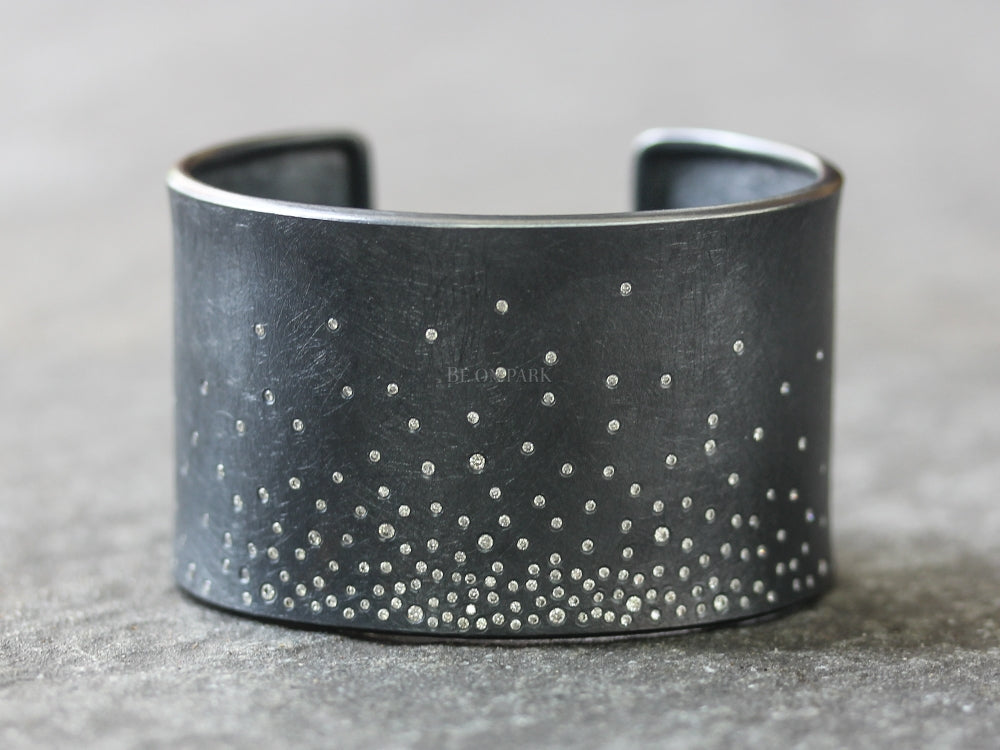 Todd Reed sterling silver white brilliant cut diamond and raw diamond cuff bracelet - Be On Park
