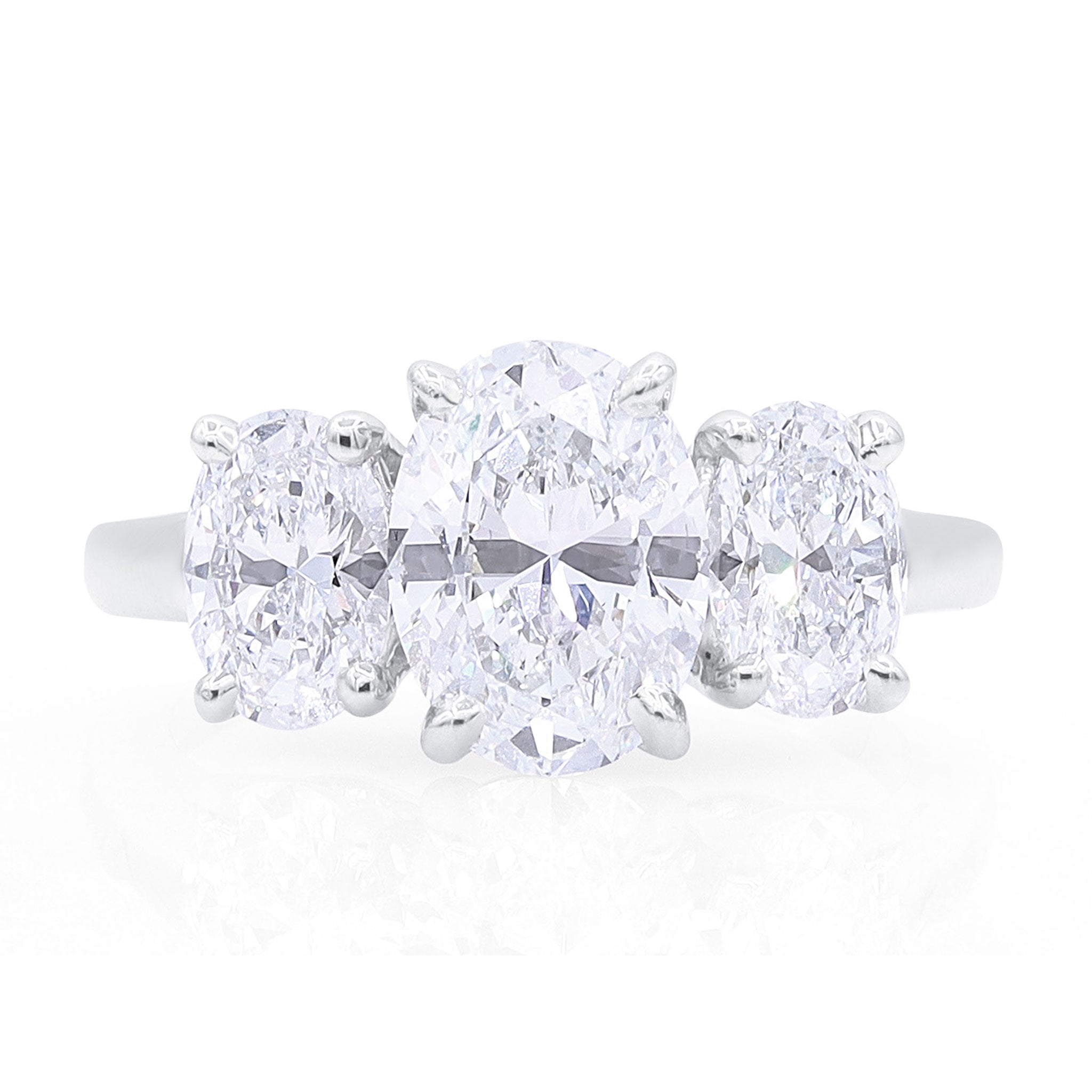 Oscar Heyman platinum, 3-stone oval diamond ring - Be On Park