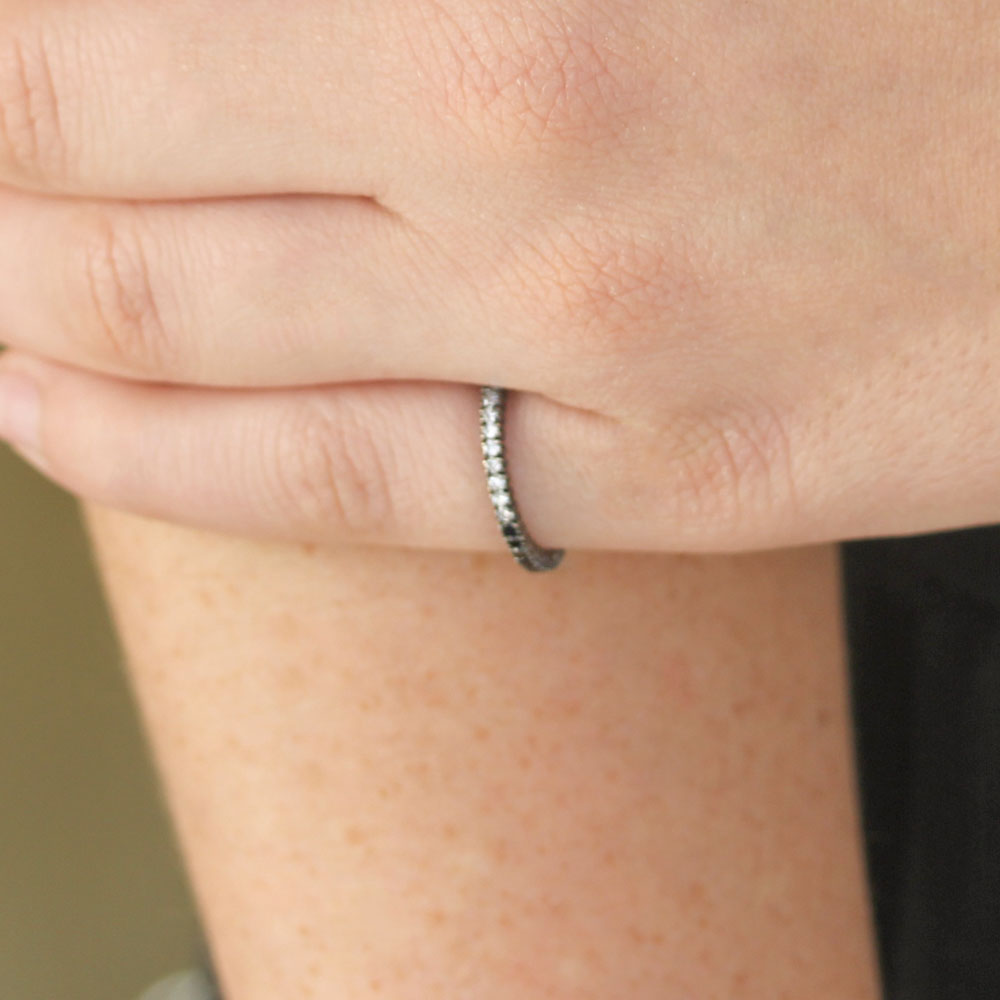 Sethi Couture Yin Yang Black and White Diamond Prong Band - Be On Park