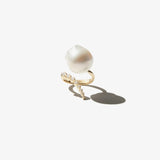 Mizuki Curved Freshwater Pearl Ring with Diamond - Be On Park