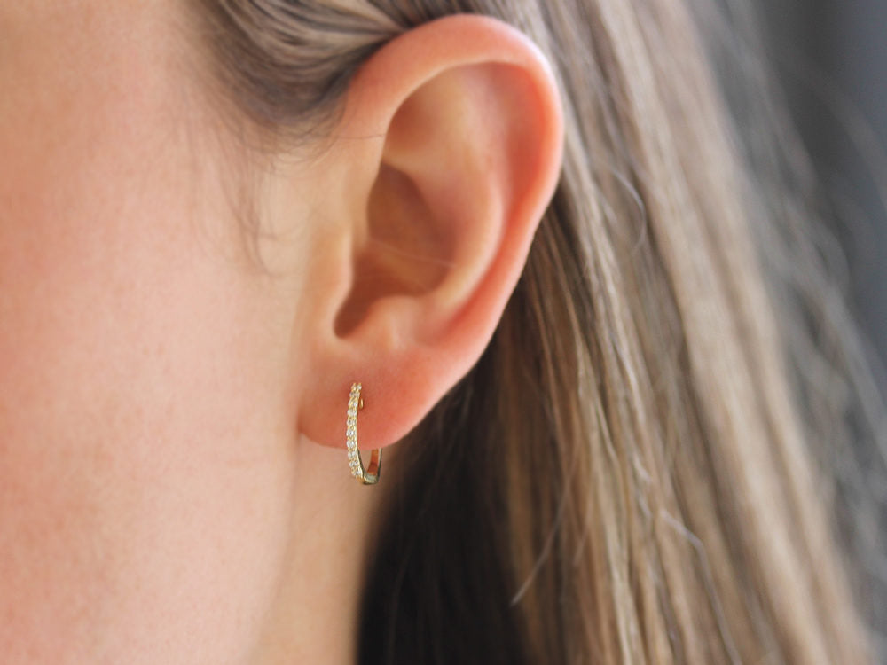 Roberto Coin Baby Diamond Hoop Earrings - Be On Park