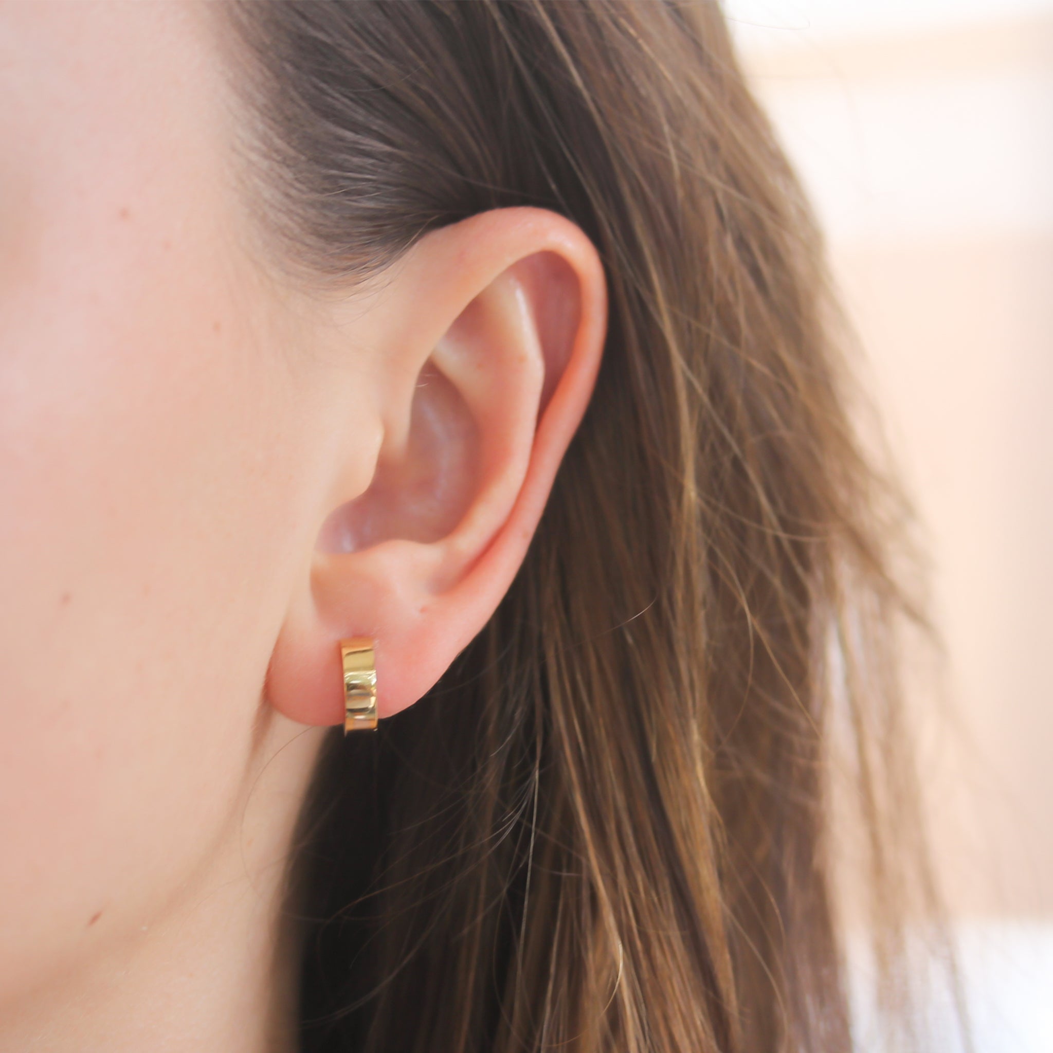 Roberto Coin Yellow and White Gold Classic Oro Earrings - Be On Park
